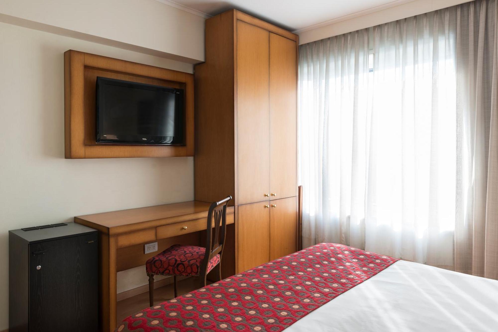 Imperial Park Hotel — Foto 1
